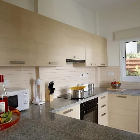 Villa At Last You Can Rent The Perfect Luxury Near Fig Tree Bay, 1475
