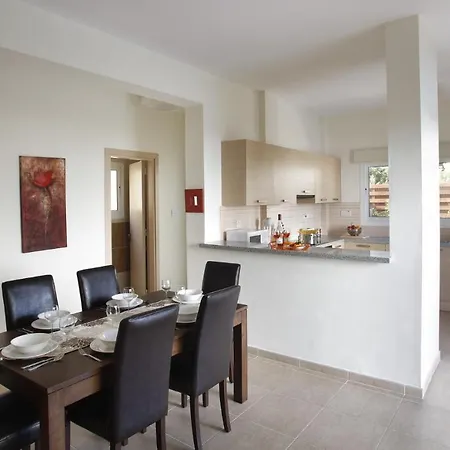 Villa At Last You Can Rent The Perfect Luxury Near Fig Tree Bay, 1475 *