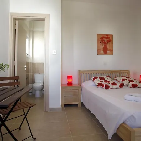 Villa At Last You Can Rent The Perfect Luxury Near Fig Tree Bay, 1475 Protaras